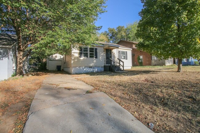 Charming 3 bedroom Home - Charming 3 bedroom Home