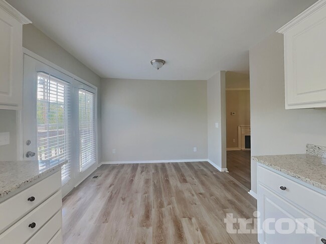 Photo - 131 Overlook Pl