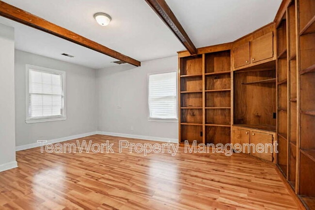 Photo - 4467 Donwood Cir