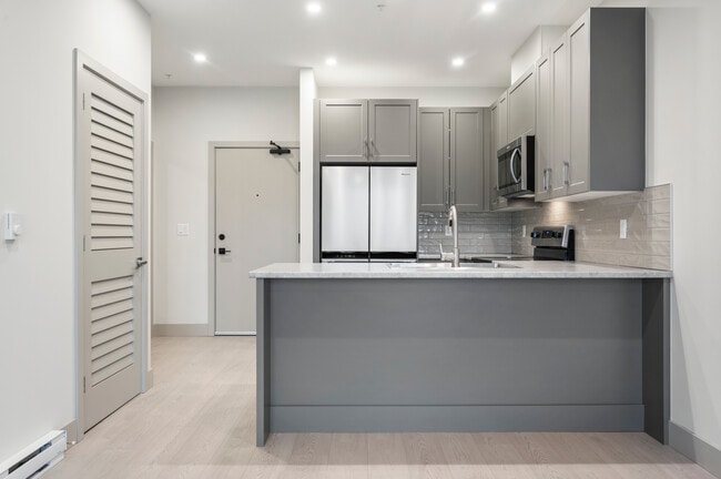 Photo - 45547-45547 Knight Rd