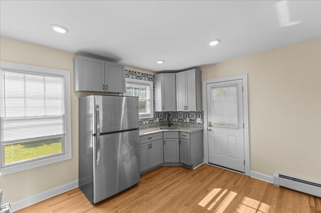 416 Pearl St Unit 33 Campus Ct
