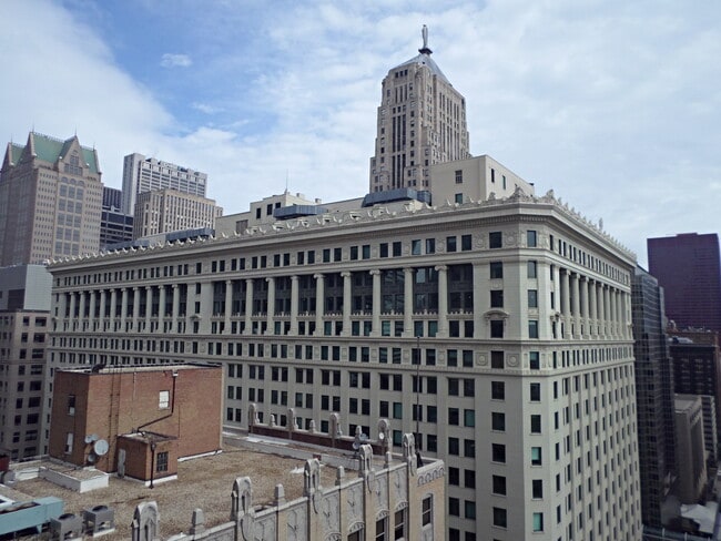 Photo - 235 W Van Buren St Unit 2201