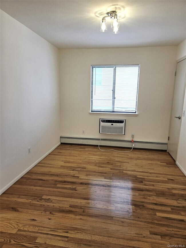 Photo - 90 Graywood Rd