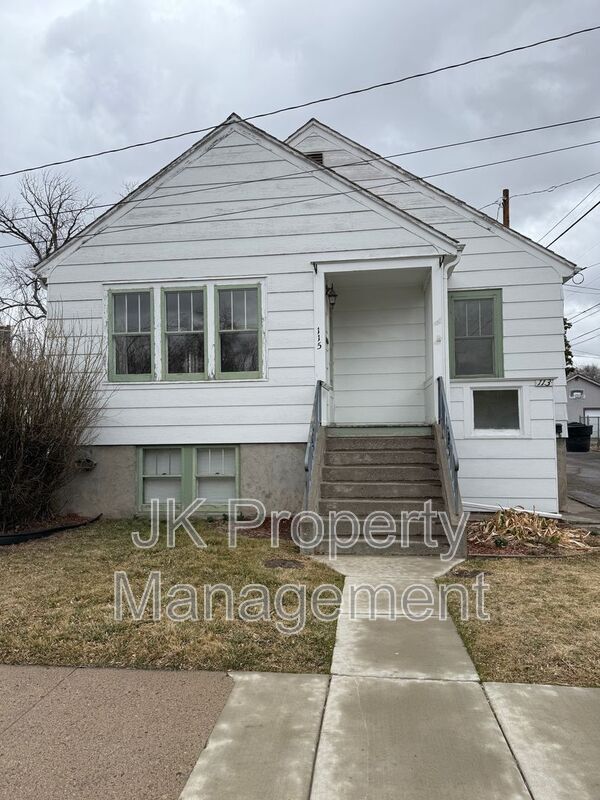 Photo - 115 16th St N