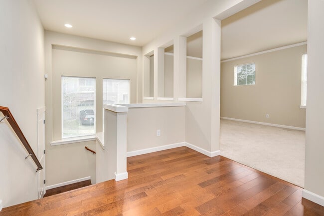 Photo - 16209 SE 51st Pl