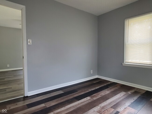 Photo - 3290 Ralston Ave