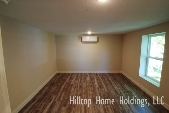 Photo - 70 Hilltop Rd