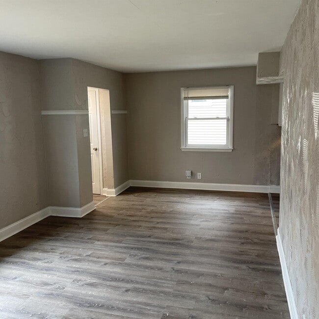 Photo - 4031 W Fairmount Ave