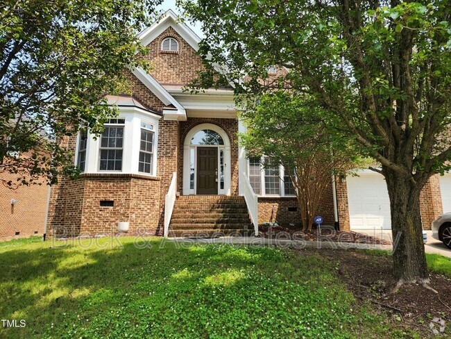 Building Photo - 608 Oxboro Cir Rental