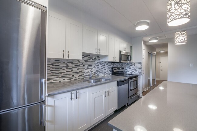 Photo - 4800 Maisonneuve Blvd W Unit 309