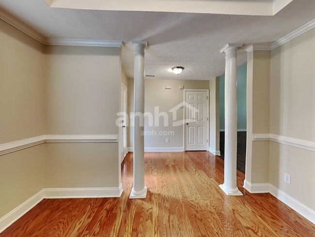 Photo - 141 Bridgemill Dr