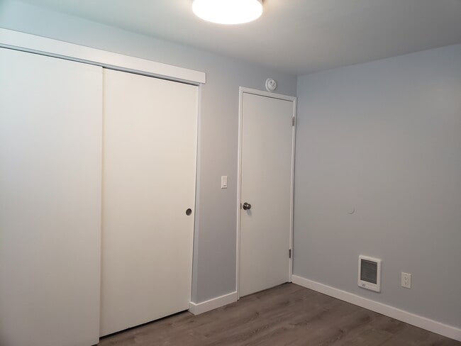 Photo - 2213 Hawthorne St Unit B