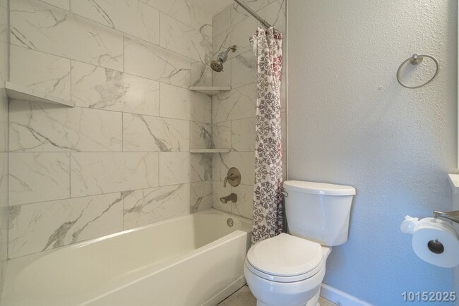 Photo - 3BR 2BA Single Level Ground Floor Unit w/2...