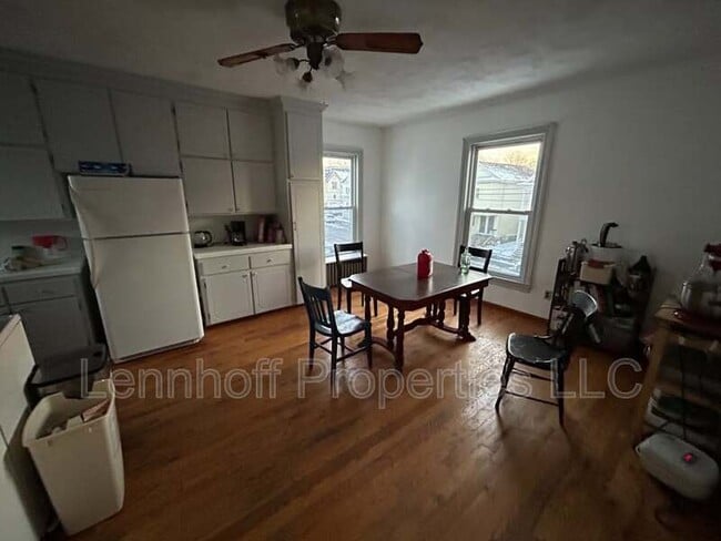 Photo - 308 Pawtucket St