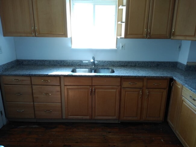 227 Main St