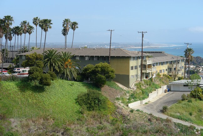 Photo - Hawaiian Village Apartments