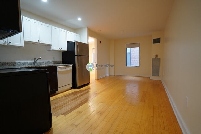 Photo - 40 Boylston St Unit 607