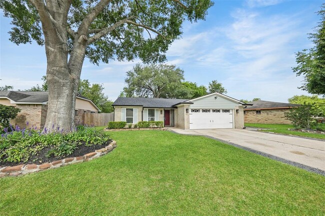 Photo - 9607 Rumbling Wood Ln Casa