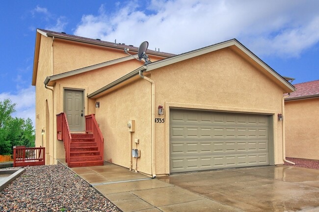 Building Photo - 4335 Otero Vista Point