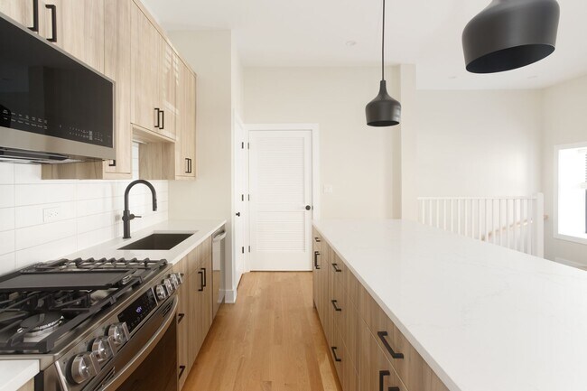 Photo - 1405 W Belden Ave Unit 2258-2