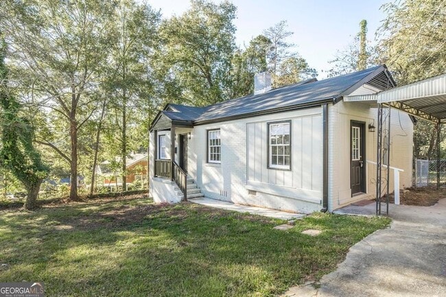 Photo - 1930 Northbrook Ave