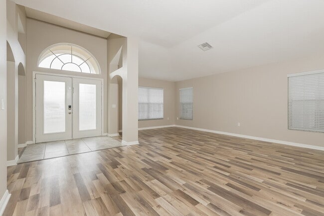 Photo - 2864 Meridian Point Ln