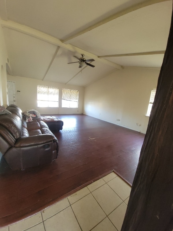 Photo - 2118 Cedarcrest Dr