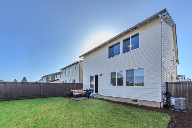 Photo - New 4 bedroom, 2.5 bath home in NW McMinnville