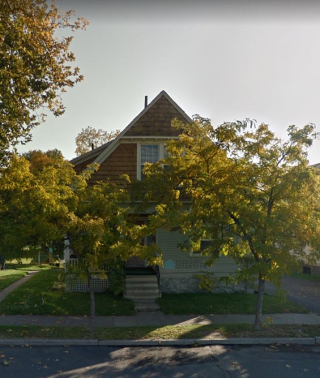 Building Photo - 2 bedroom, Single Family home, close Downtown Spokane!