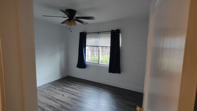 Photo - 4600 Brand Way