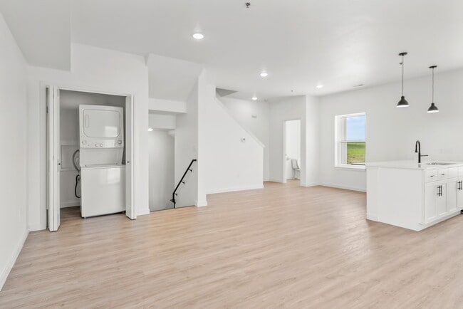 Photo - Woodline Townhomes