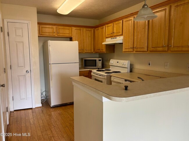 Photo - 609 Spencer-Farlow Dr Unit 33