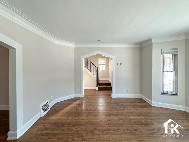 Photo - 16182 Greenlawn St