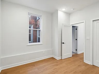 Photo - 4147 W Girard Ave Unidad 1