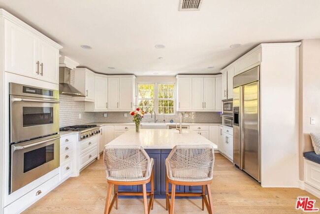 Photo - 3942 Glenridge Dr