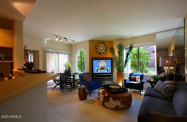 Photo - 28575 N Black Cyn Hwy Condo Unit 1