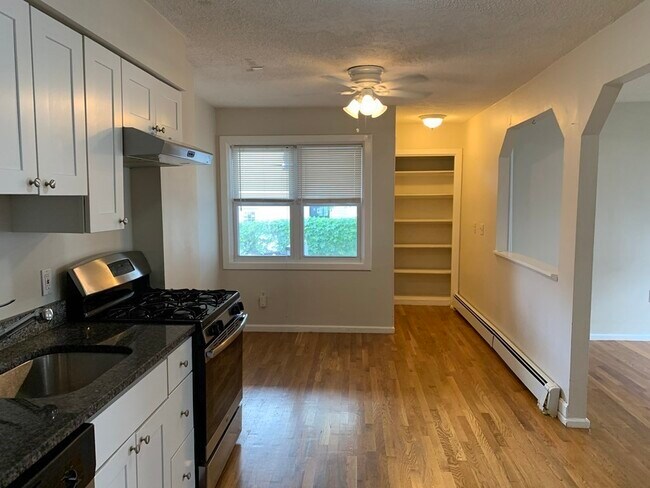 Photo - 50 Oliver St Unidad D