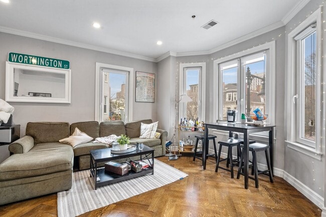 Photo - 1580 Tremont St Unit 2