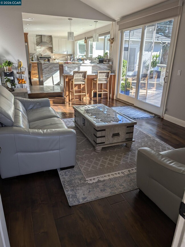 Photo - 24 Barcelona Ct