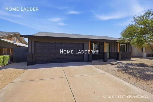 Photo - 2137 E Cornell Dr