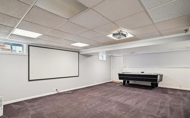 103 Huntington Ct