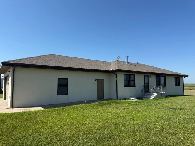 Building Photo - 35270 W Walker Rd