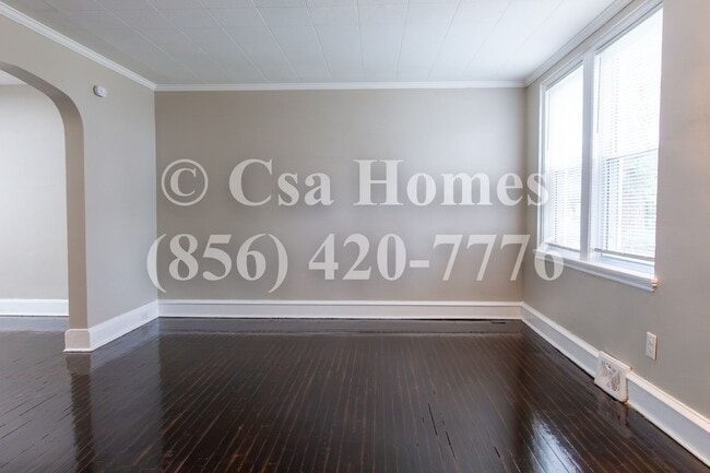 Photo - Newly Renovated 3 Bed/1 Bath home in Fairview!