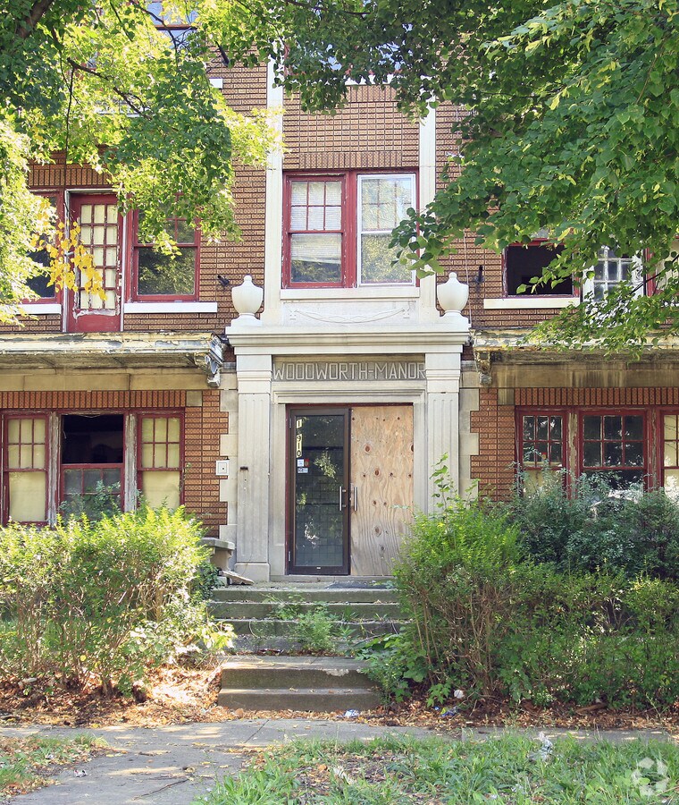 Photo - Woodworth Manor