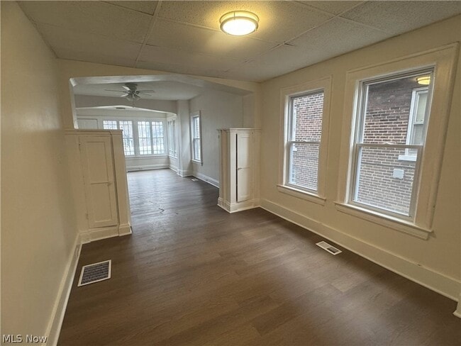 Photo - 3242 Sycamore Rd Unit Left Side