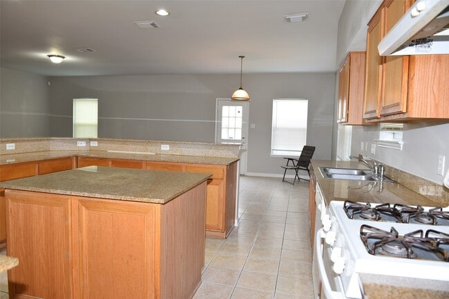 Photo - 6807 Turtlewood Dr