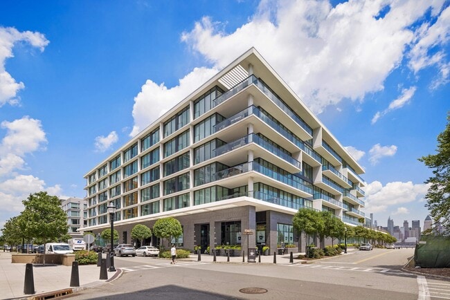 Building Photo - 1200 Ave at Port Imperial Unit 603