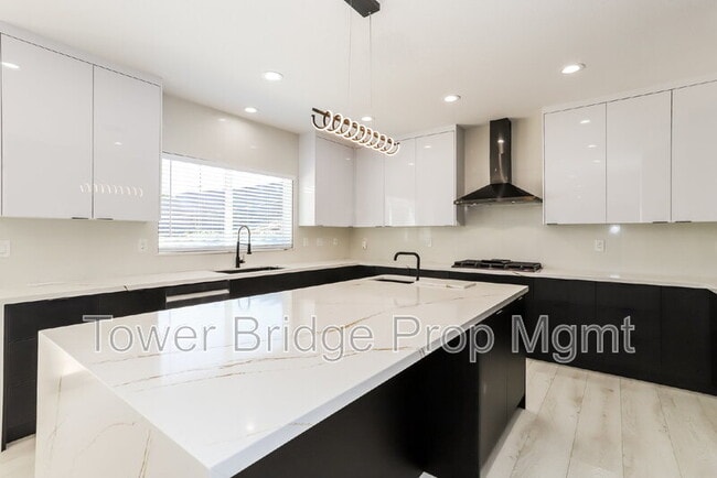 Photo - 1518 Southridge Ct