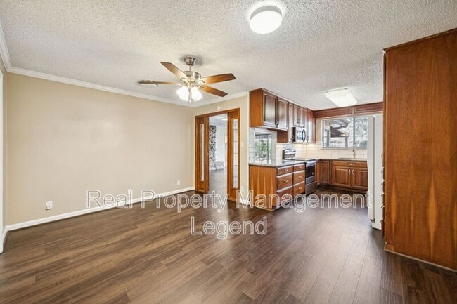 Photo - 2017 Durham St