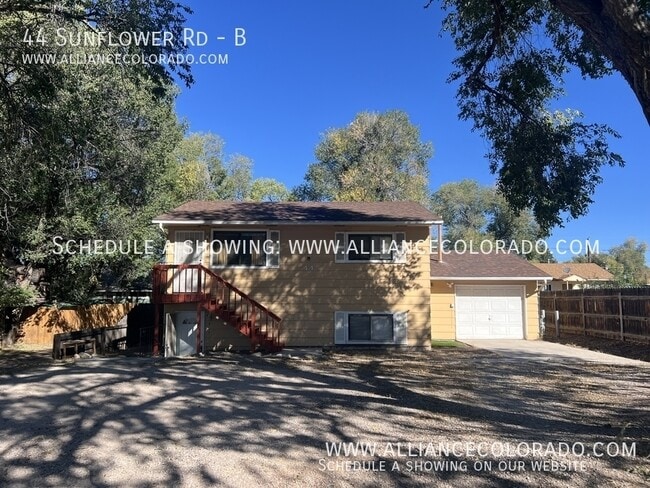 Building Photo - 44 Sunflower Rd Unit B